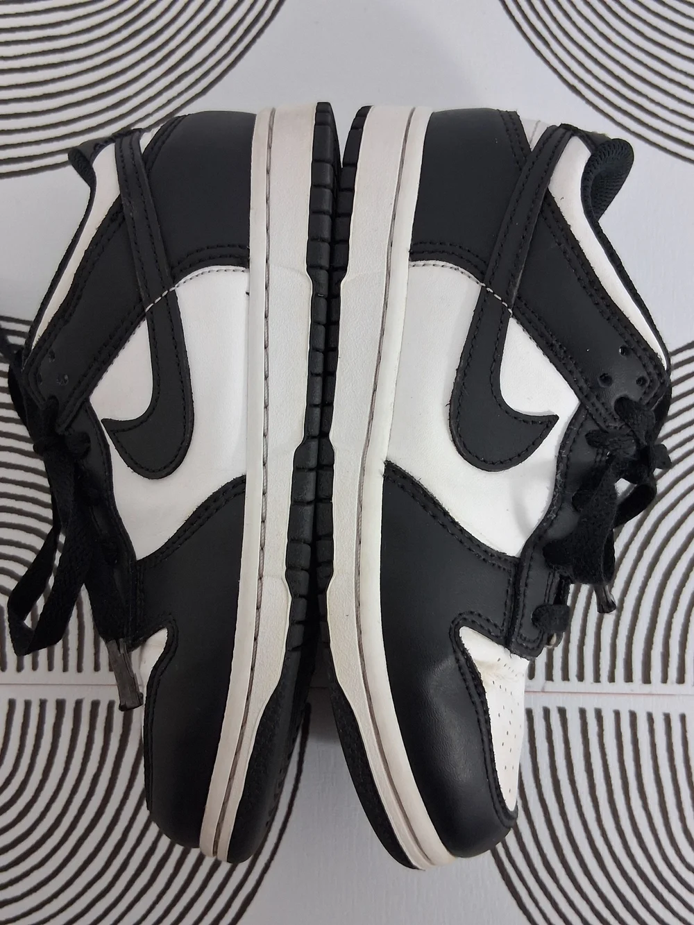 Nike Dunk Low Retro Youth 1.5 White/Black Panda Lace Up Sneakers (CW1588-100)